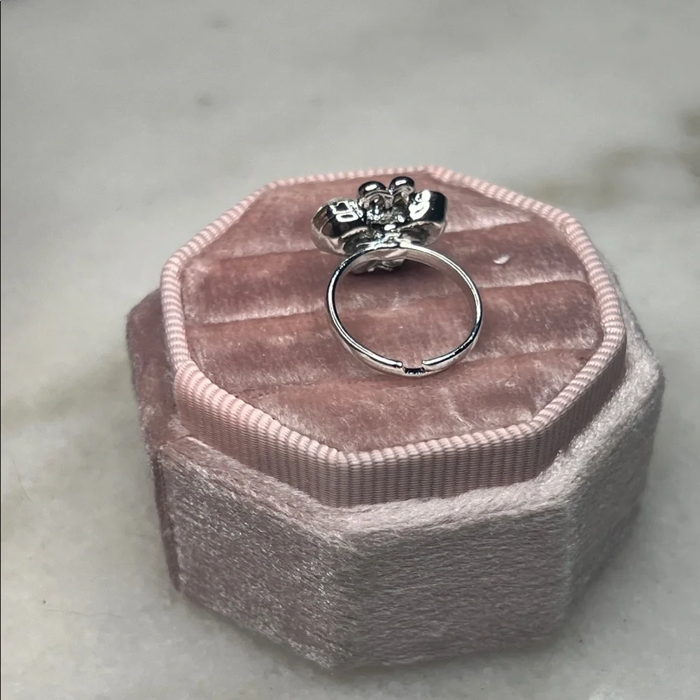 Elegant Silver Crystal Butterfly Ring